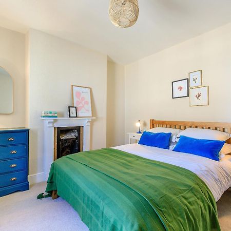 Samphire Cottage Lyme Regis Exteriör bild