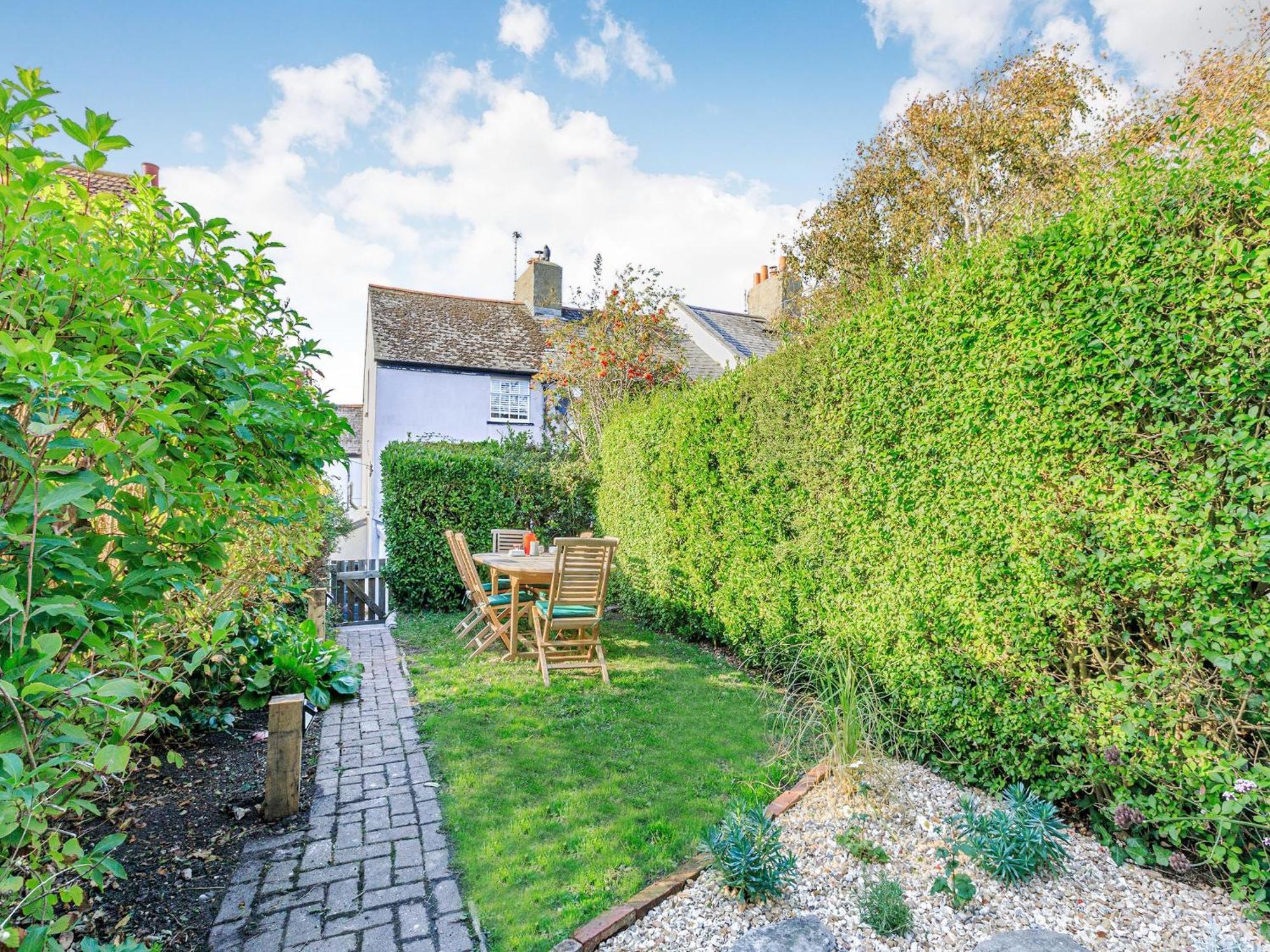 Samphire Cottage Lyme Regis Exteriör bild
